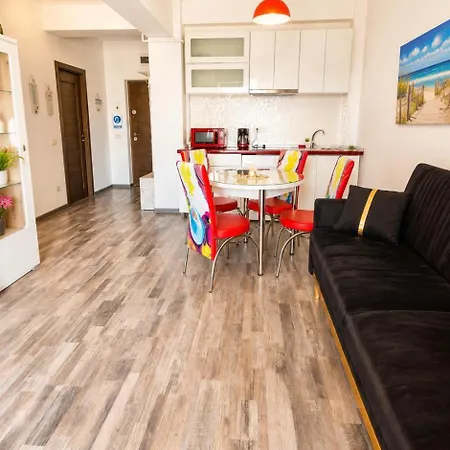 Noble Mamaia Nord Apartamento *